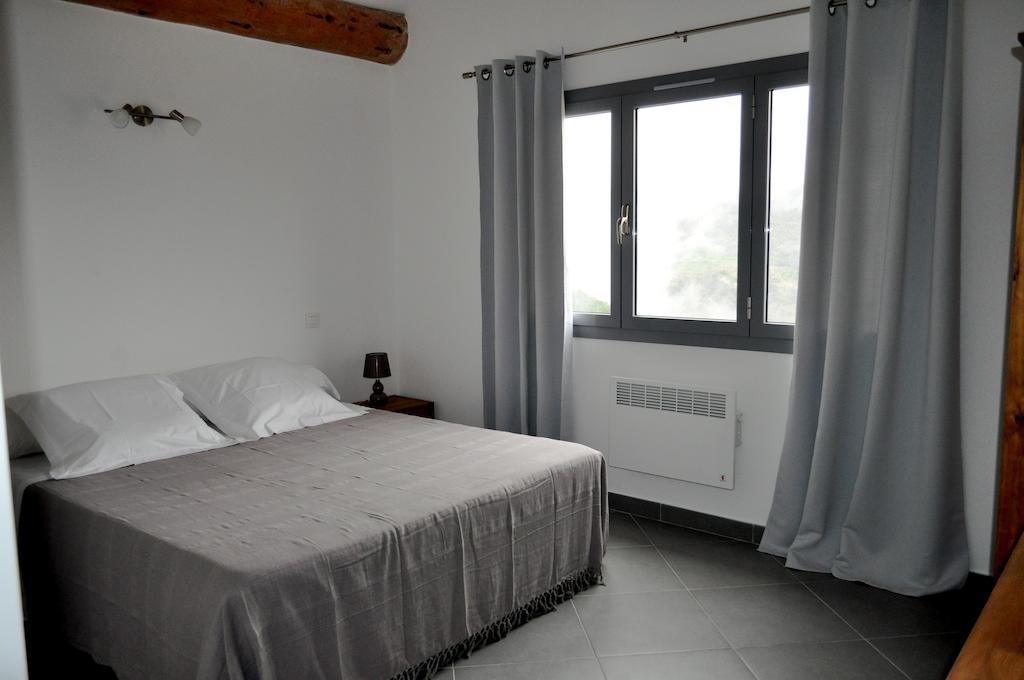Chambres D'Hotes Villa Cardellini Aullene Rum bild
